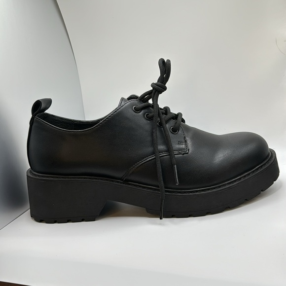 BLACK OXFORD SZ 9 Madden Girl brand new chunky heels four laces closed in shoes - Picture 6 of 11